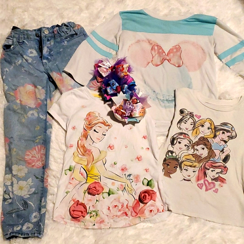 Disney Princess shirts 7/8, bows, and Gap jeans